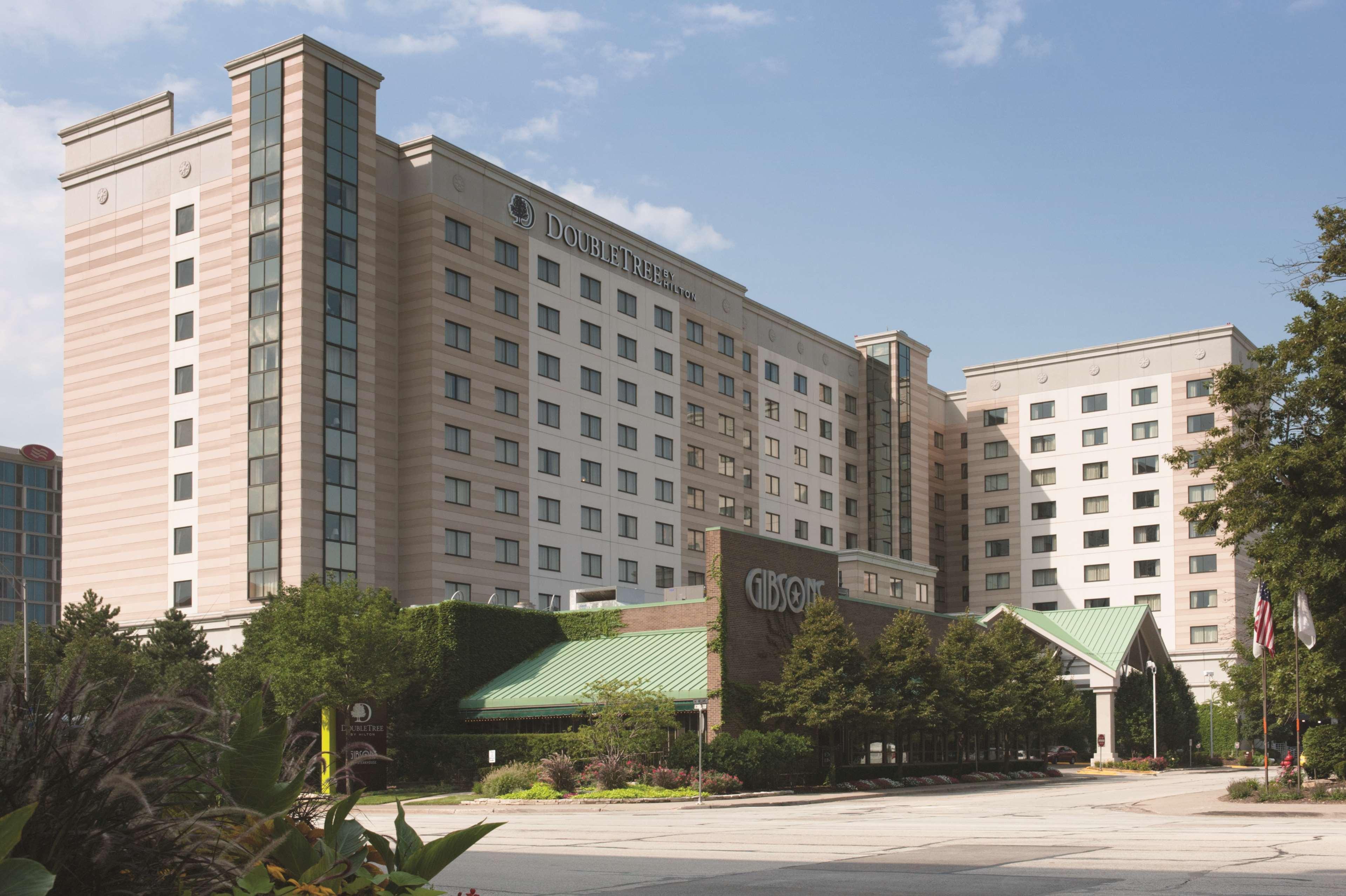 Hotel Doubletree By Hilton Chicago O'Hare Airport-Rosemont Exterior foto